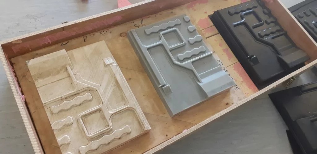 Mẫu in 3D dùng làm mẫu gốc trong quy trình tạo khuôn