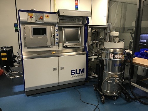 Máy in 3D SLM – In kim loại mật độ cao, chính xác và bền cho ứng dụng công nghiệp.