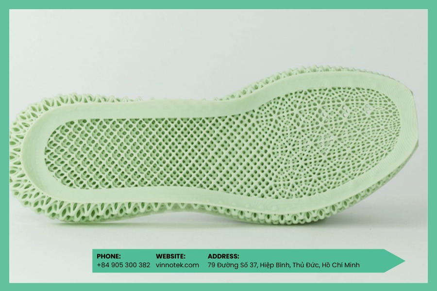 Ngành thời trang: Adidas