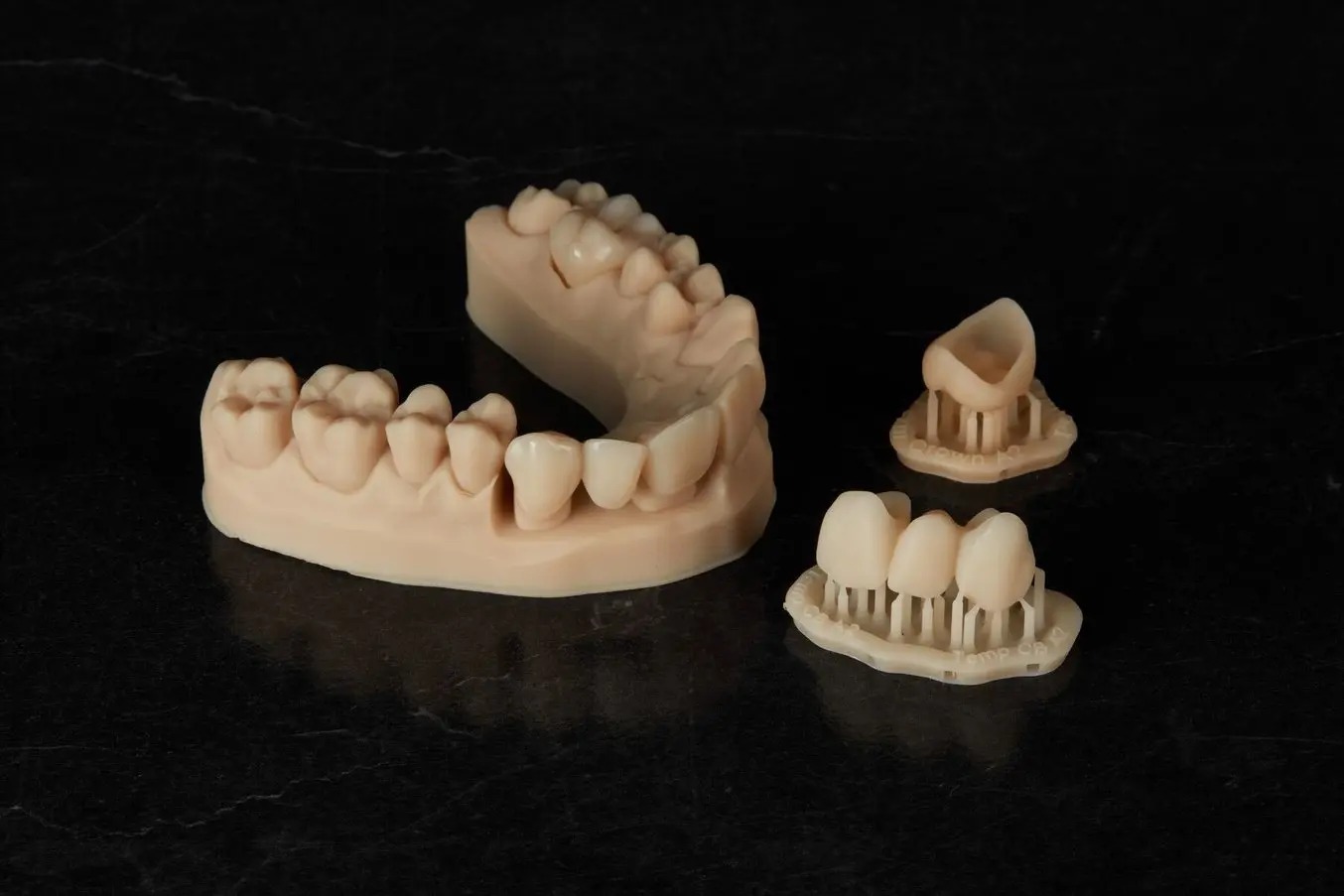 In 3D mão cầu hàm giả chính xác bề mặt mịn đáp ứng thẩm mỹ và chức năng