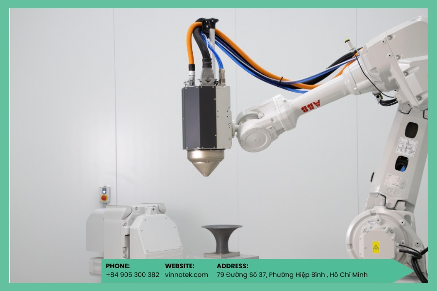 Meltio Engine Robot Integration mở rộng khả năng DED cho chi tiết quá khổ.