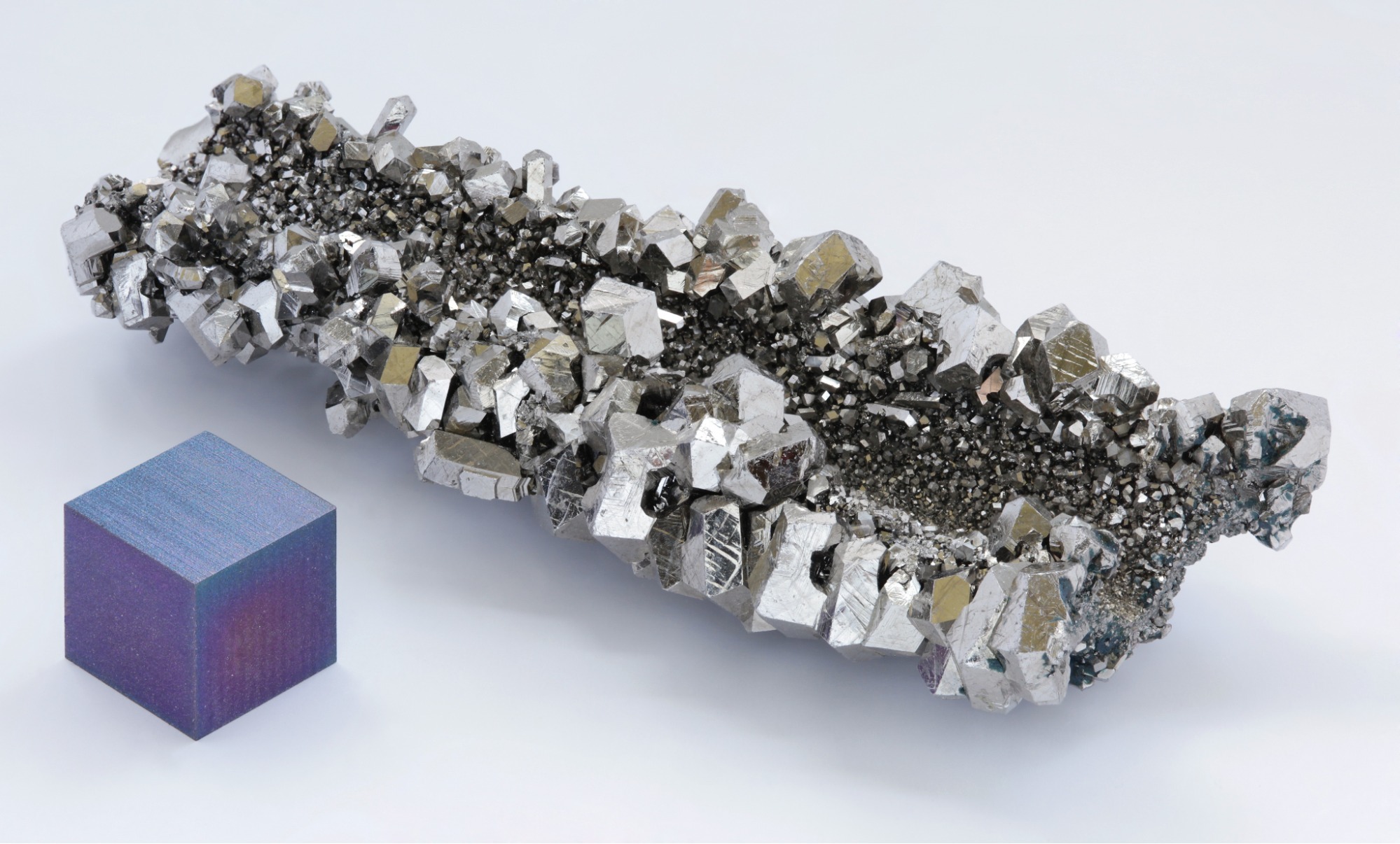 Vật liệu Niobium cho ứng dụng công nghệ cao, chịu nhiệt và chống ăn mòn