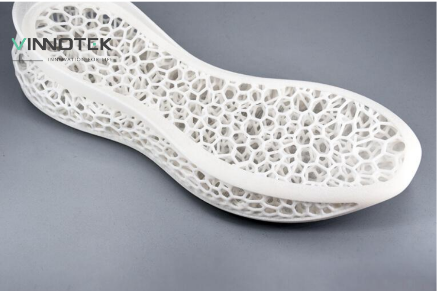 Raise3D FDM giúp tăng tốc quá trình R&D và tạo mẫu giày.