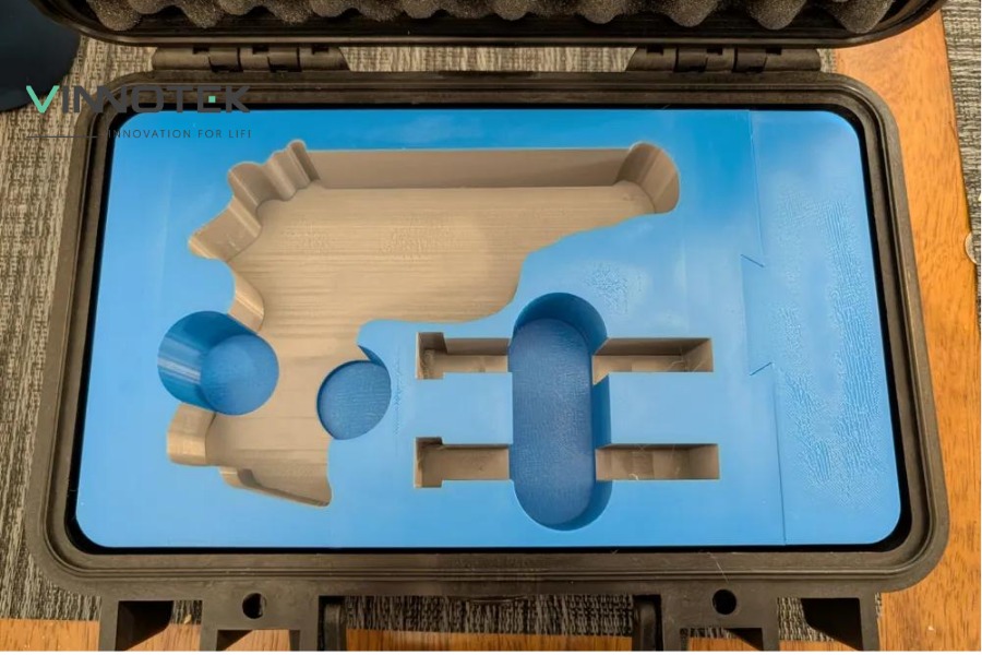 PA12 và PETG phù hợp làm packaging insert cứng, định vị sản phẩm và tái sử dụng nhiều lần