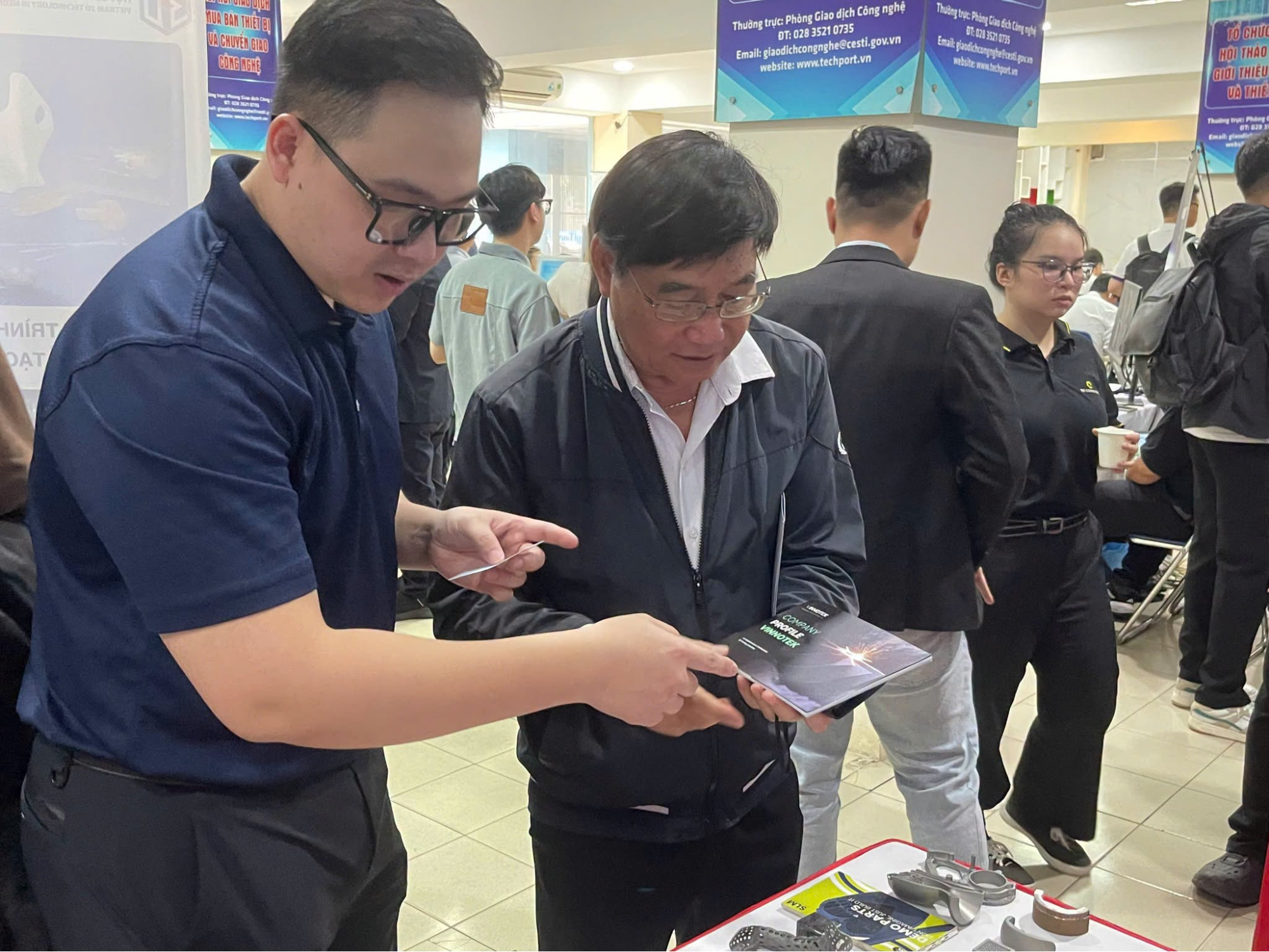 Vinnotek chia sẻ vai trò của AI, công nghệ số và in 3D trong y tế tương lai.